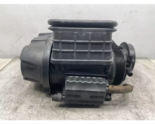 KENWORTH T680 Next Gen Air Cleaner