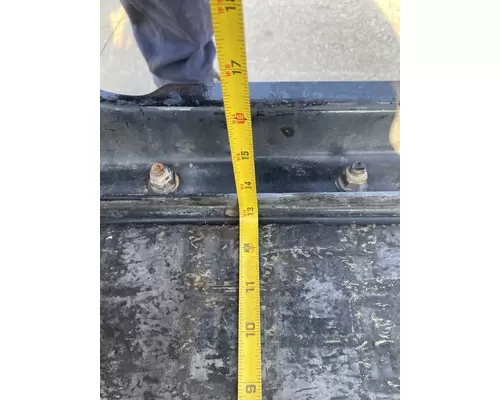 KENWORTH T680 Next Gen Battery Box