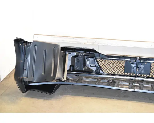 KENWORTH T680 Next Gen Bumper Assembly, Front