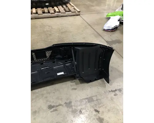 KENWORTH T680 Next Gen Bumper Assembly, Front