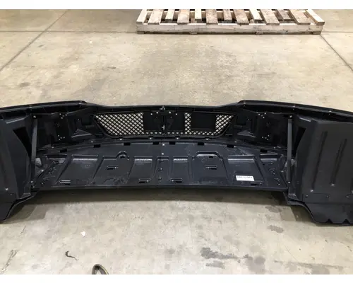 KENWORTH T680 Next Gen Bumper Assembly, Front