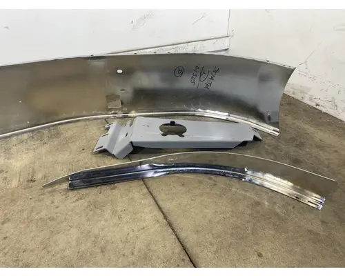 KENWORTH T680 Next Gen Bumper Assembly, Front