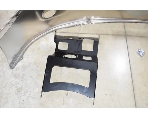 KENWORTH T680 Next Gen Bumper Assembly, Front