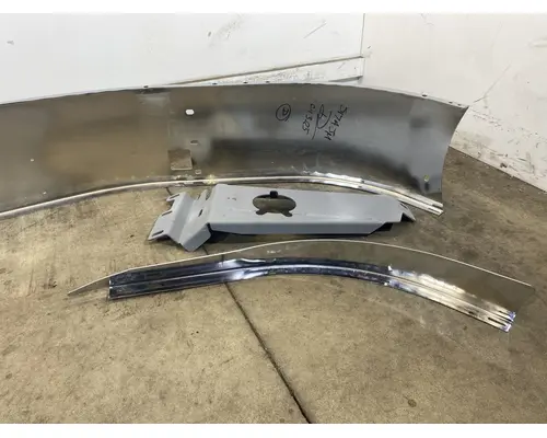 KENWORTH T680 Next Gen Bumper Assembly, Front