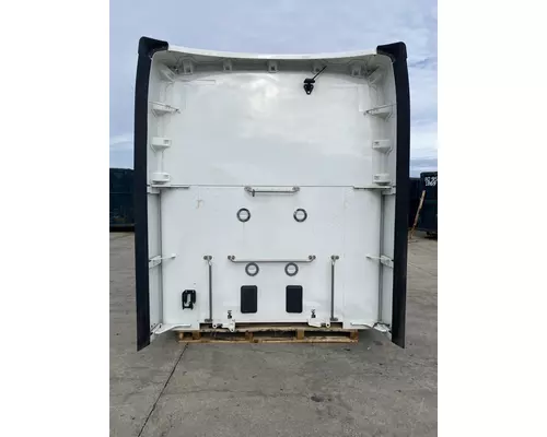 KENWORTH T680 Next Gen Cab