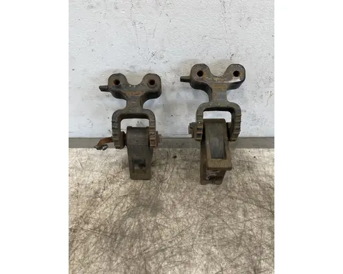 KENWORTH T680 Next Gen Hood Hinge