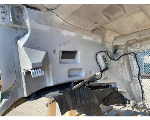 KENWORTH T680 Next Gen Hood