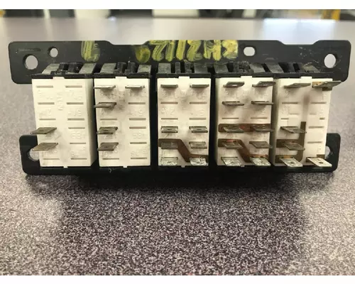 KENWORTH T680 SWITCHES Instrument Cluster