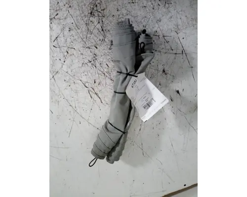 KENWORTH T680 127 Curtains