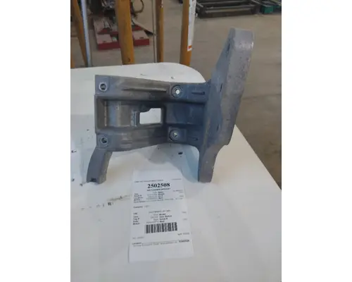KENWORTH T680 AIR CLEANER BRACKET