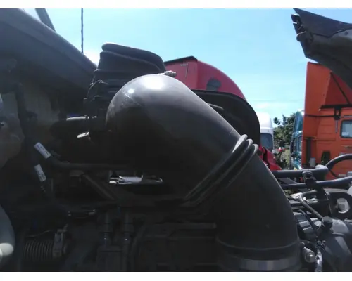 KENWORTH T680 AIR CLEANER