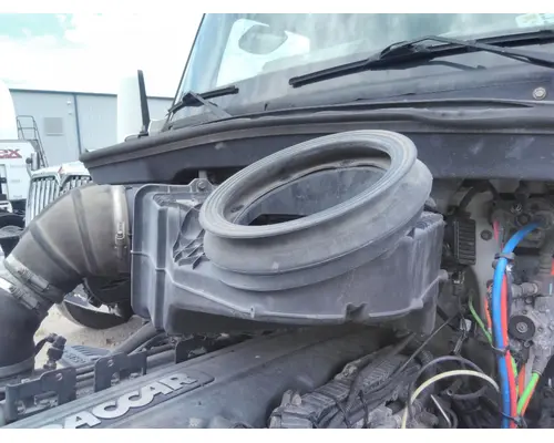 KENWORTH T680 AIR CLEANER