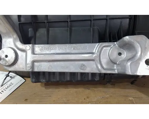 KENWORTH T680 AIR CLEANER