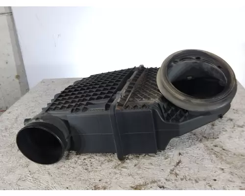 KENWORTH T680 AIR CLEANER