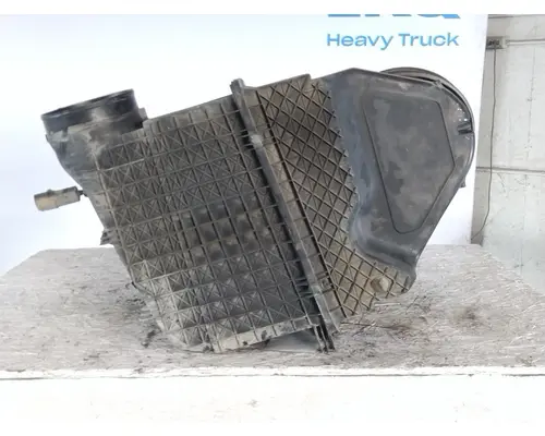 KENWORTH T680 AIR CLEANER