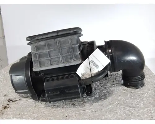 KENWORTH T680 AIR CLEANER