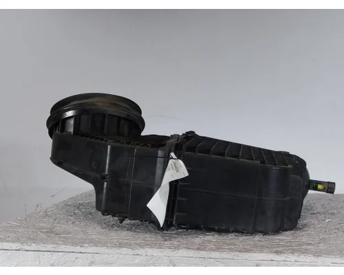 KENWORTH T680 AIR CLEANER
