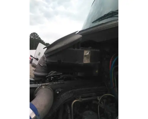 KENWORTH T680 AIR CLEANER