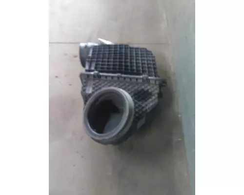 KENWORTH T680 AIR CLEANER