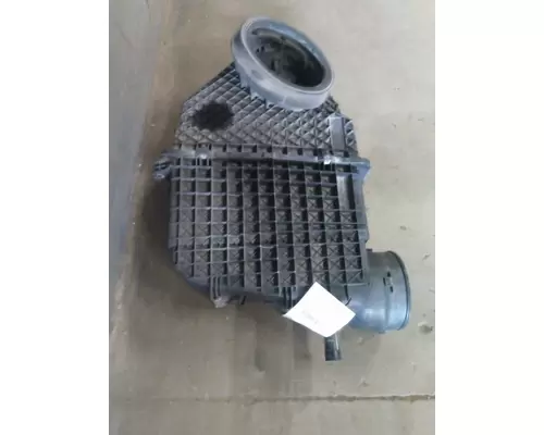 KENWORTH T680 AIR CLEANER