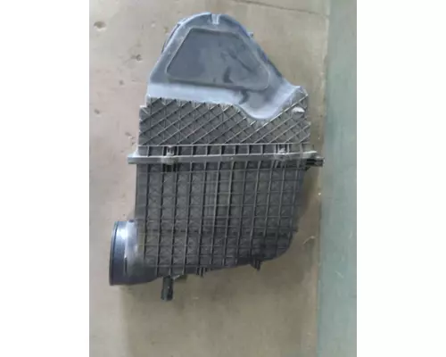 KENWORTH T680 AIR CLEANER