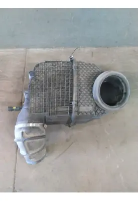 KENWORTH T680 AIR CLEANER