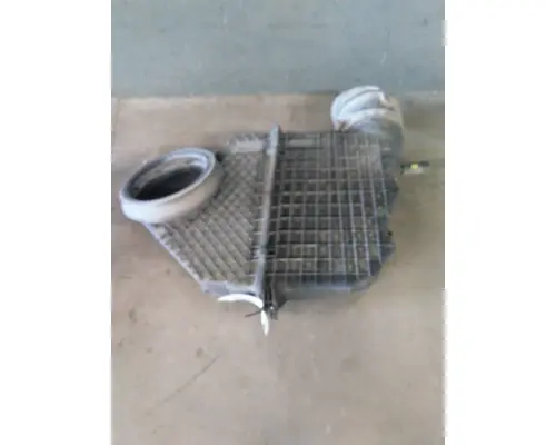 KENWORTH T680 AIR CLEANER