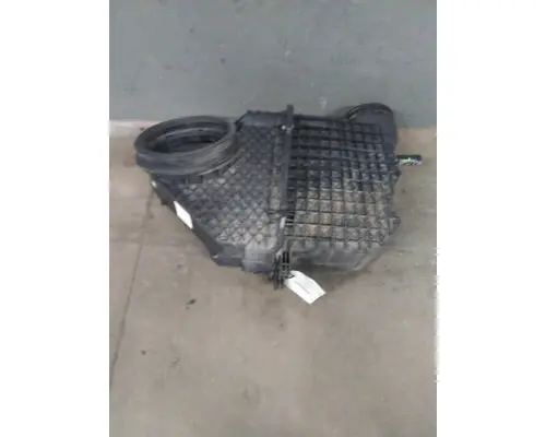 KENWORTH T680 AIR CLEANER