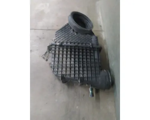 KENWORTH T680 AIR CLEANER