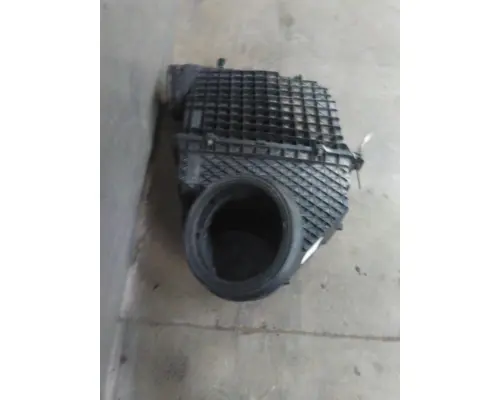 KENWORTH T680 AIR CLEANER