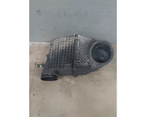 KENWORTH T680 AIR CLEANER