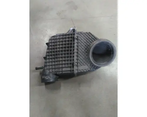 KENWORTH T680 AIR CLEANER