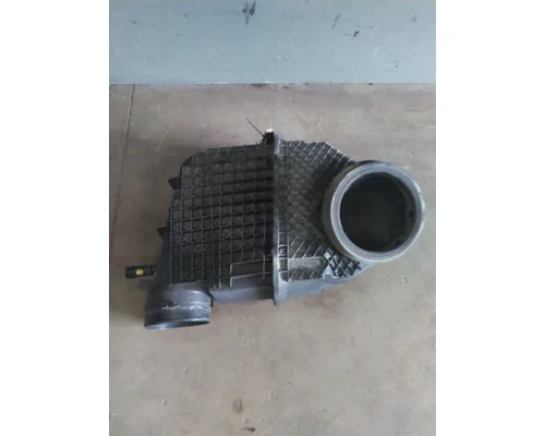 KENWORTH T680 AIR CLEANER