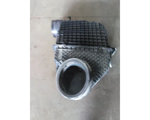 KENWORTH T680 AIR CLEANER
