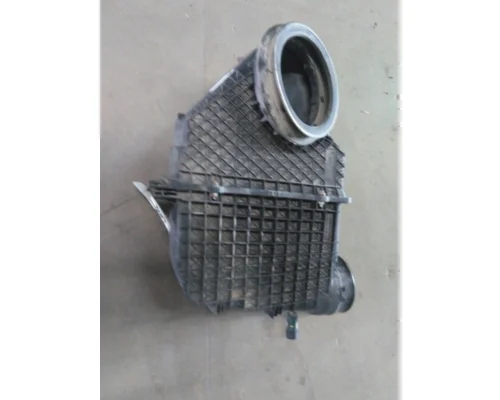 KENWORTH T680 AIR CLEANER
