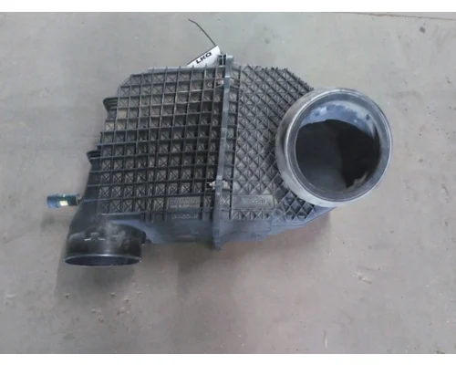 KENWORTH T680 AIR CLEANER