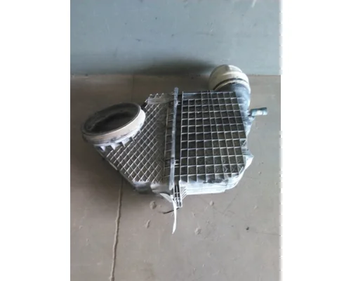 KENWORTH T680 AIR CLEANER