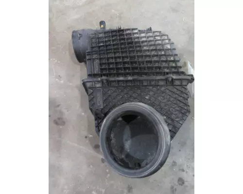 KENWORTH T680 AIR CLEANER