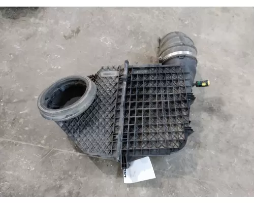 KENWORTH T680 AIR CLEANER