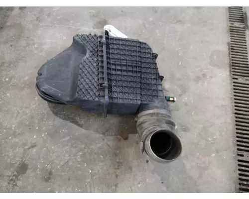 KENWORTH T680 AIR CLEANER