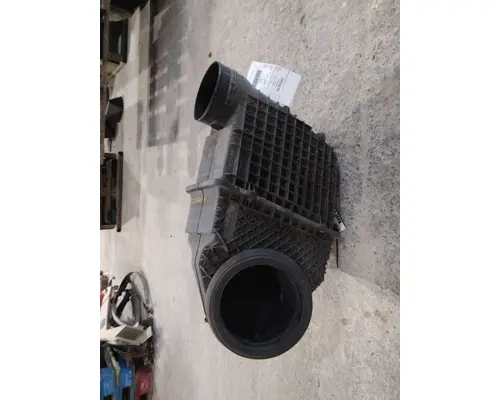 KENWORTH T680 AIR CLEANER