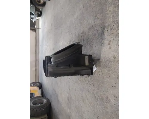 KENWORTH T680 AIR CLEANER