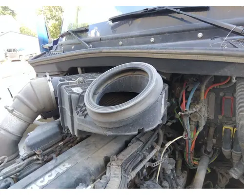 KENWORTH T680 AIR CLEANER