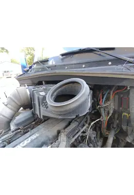 KENWORTH T680 AIR CLEANER