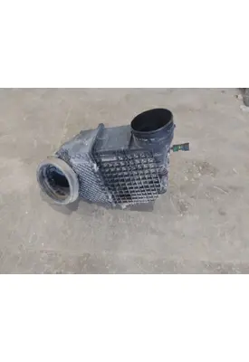 KENWORTH T680 AIR CLEANER