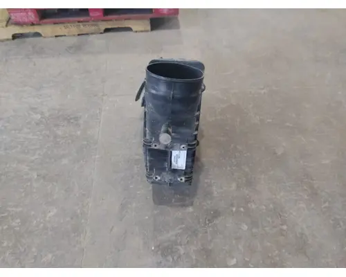 KENWORTH T680 AIR CLEANER