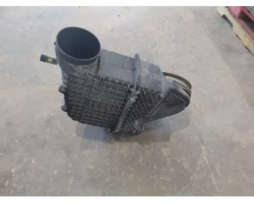 KENWORTH T680 AIR CLEANER