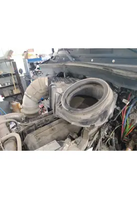 KENWORTH T680 AIR CLEANER