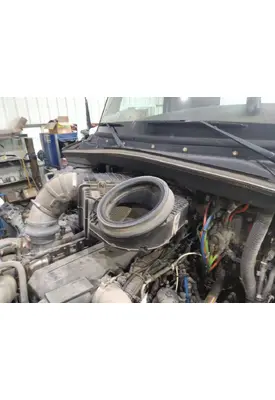 KENWORTH T680 AIR CLEANER