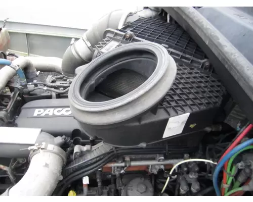 KENWORTH T680 AIR CLEANER